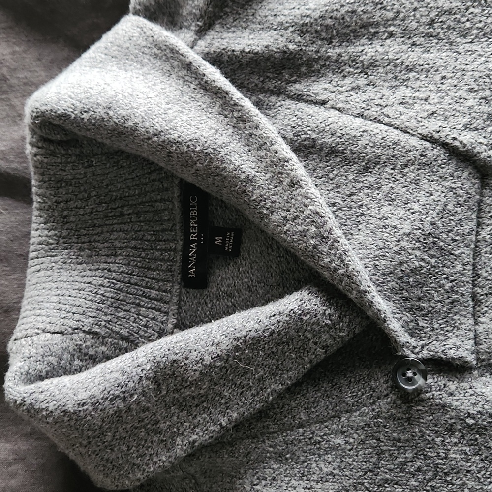 Banana Republic Gray Turtleneck Sweater (GUC)